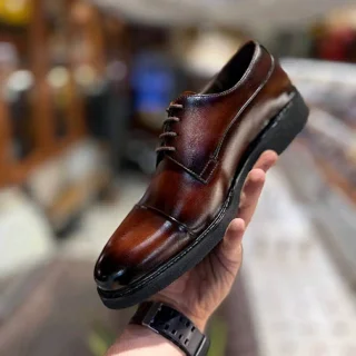 کفش مردانه چرمی سرپنجه Cap Toe | چرم ایتالیایی دست‌رنگ | بسیار سبک و راحت